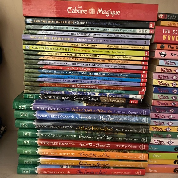 Big Lot of Books!! - Picture 2 of 4